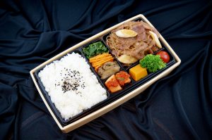 焼肉弁当　すき焼き風　補正済み